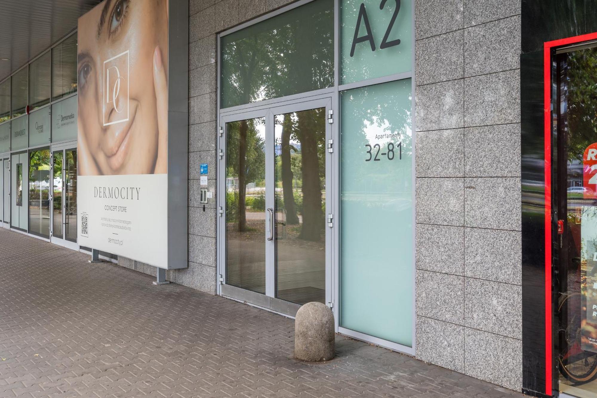 Ochota Deluxe Apartment Warszawa Exteriör bild