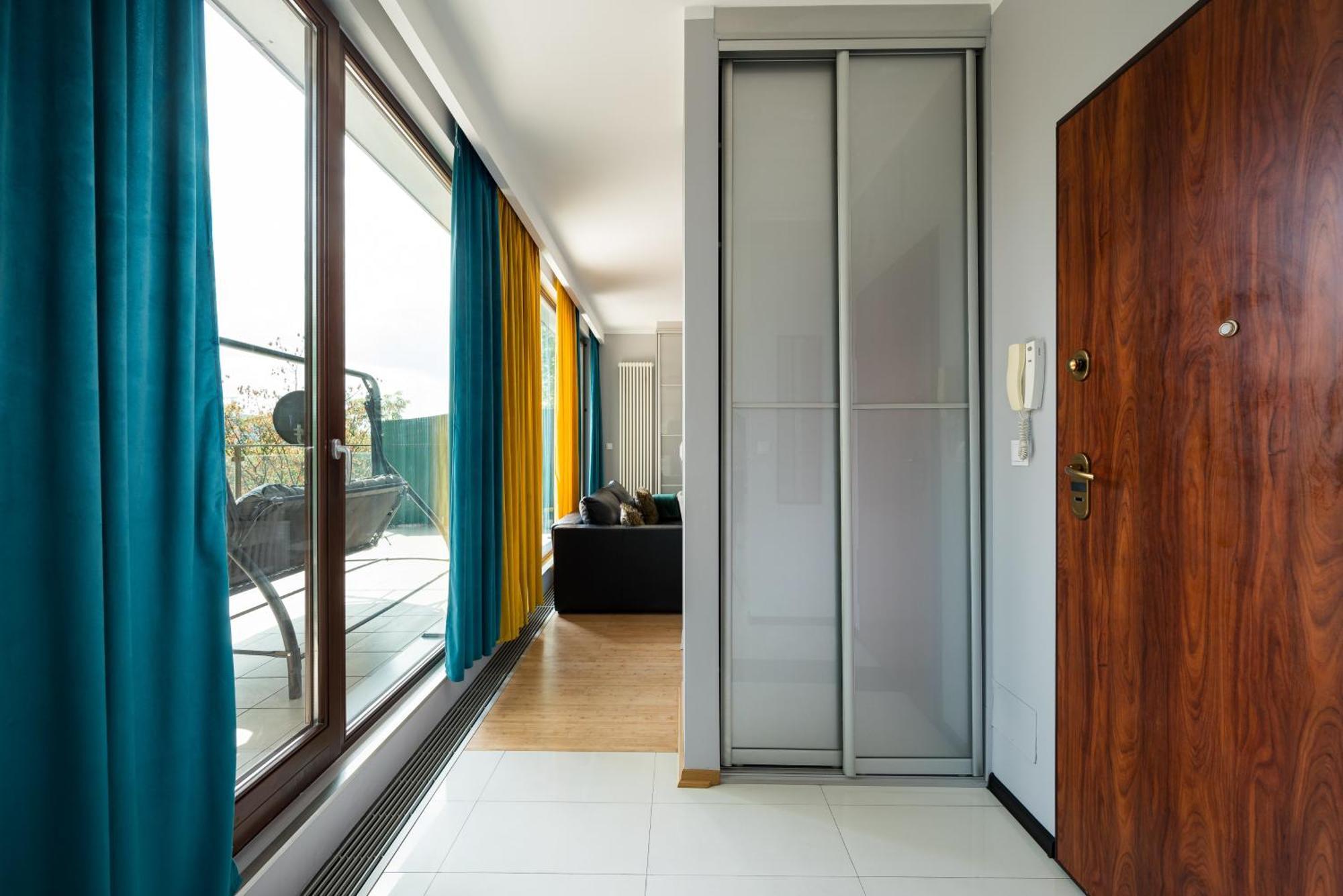 Ochota Deluxe Apartment Warszawa Exteriör bild
